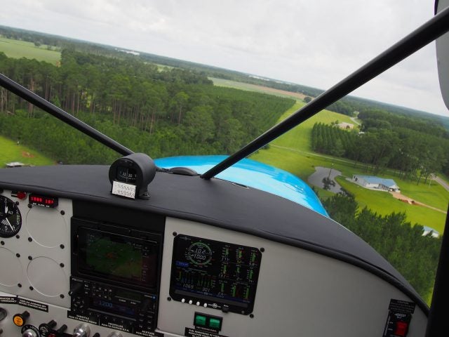 Final approach in the Maule MX-7-180