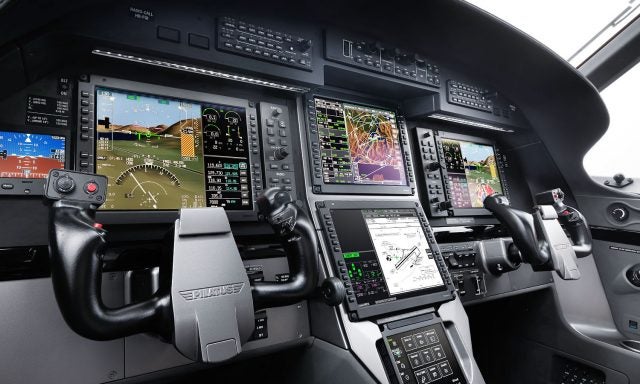 Pilatus PC12 NGX panel