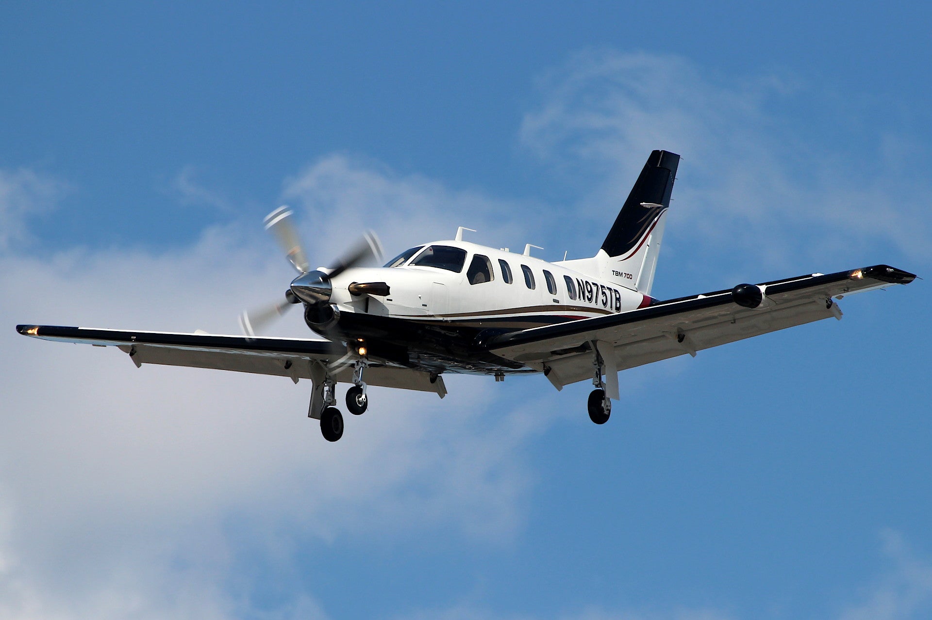 8. SOCATA TBM-700 - Plane & Pilot Magazine