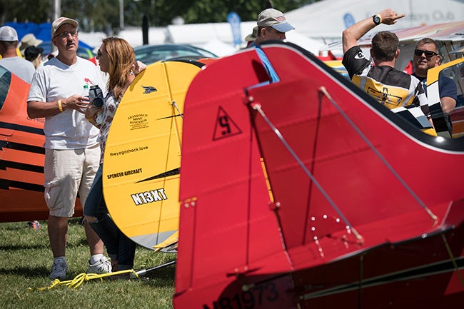 Aerobatic aircraft tails