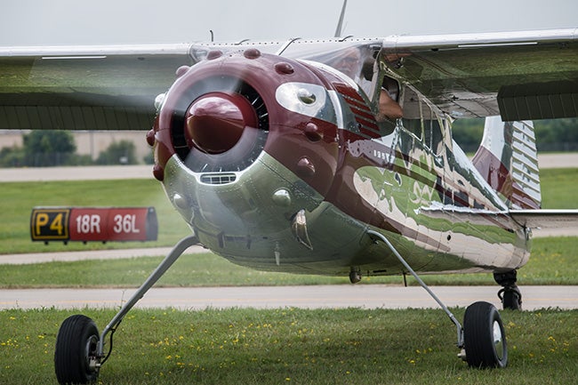 Cessna 195