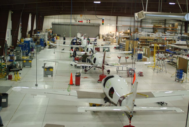 Aircraft manufacturing facility
