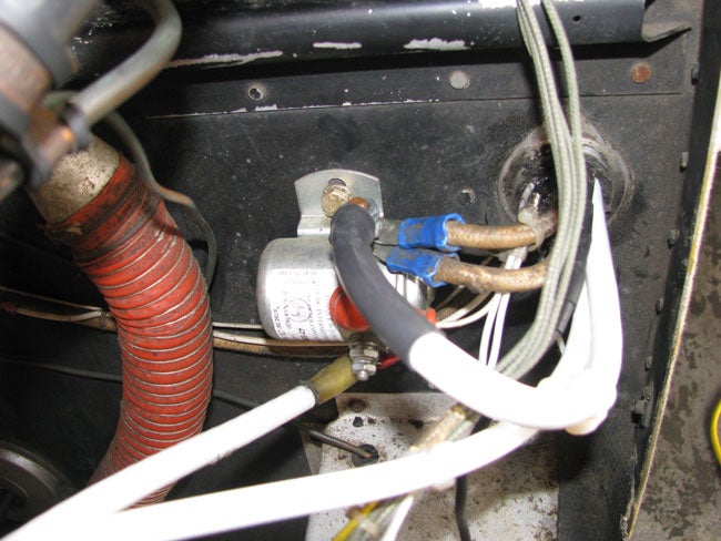 Starter solenoid with new battery cable