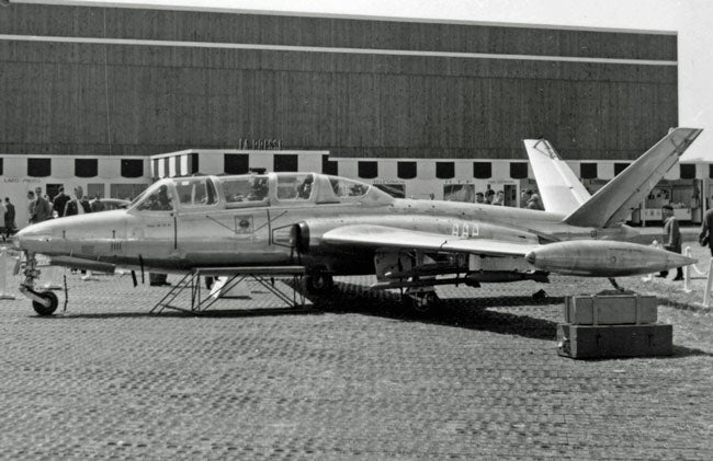 very light jets - Fouga Magister