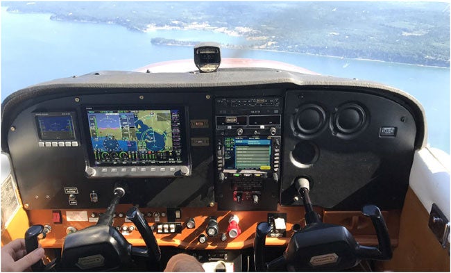 Dynon Skyview HDX