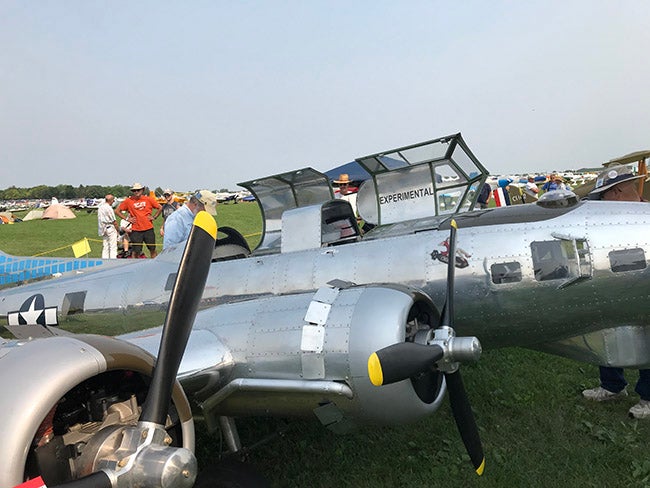 Boeing B-17 Scale Replica