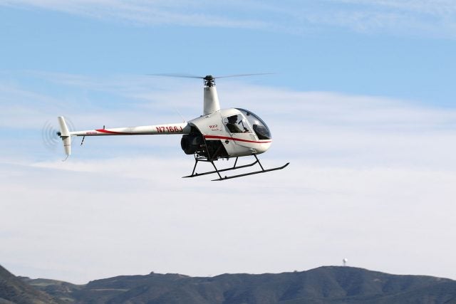 Robinson R22