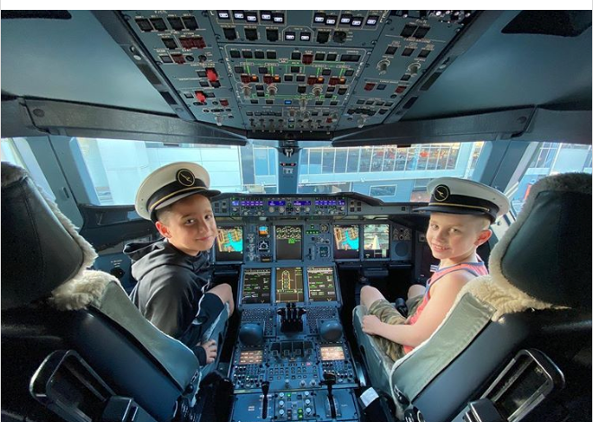 Pilot Ben Travolta
