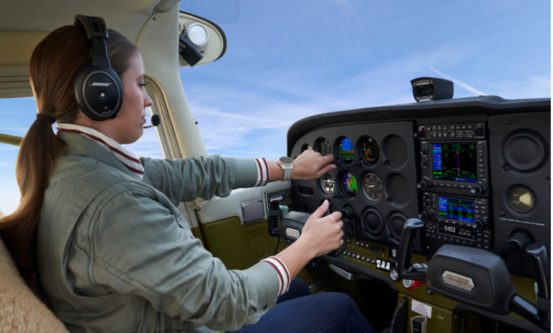 Pilot flying with Garmin GI 275