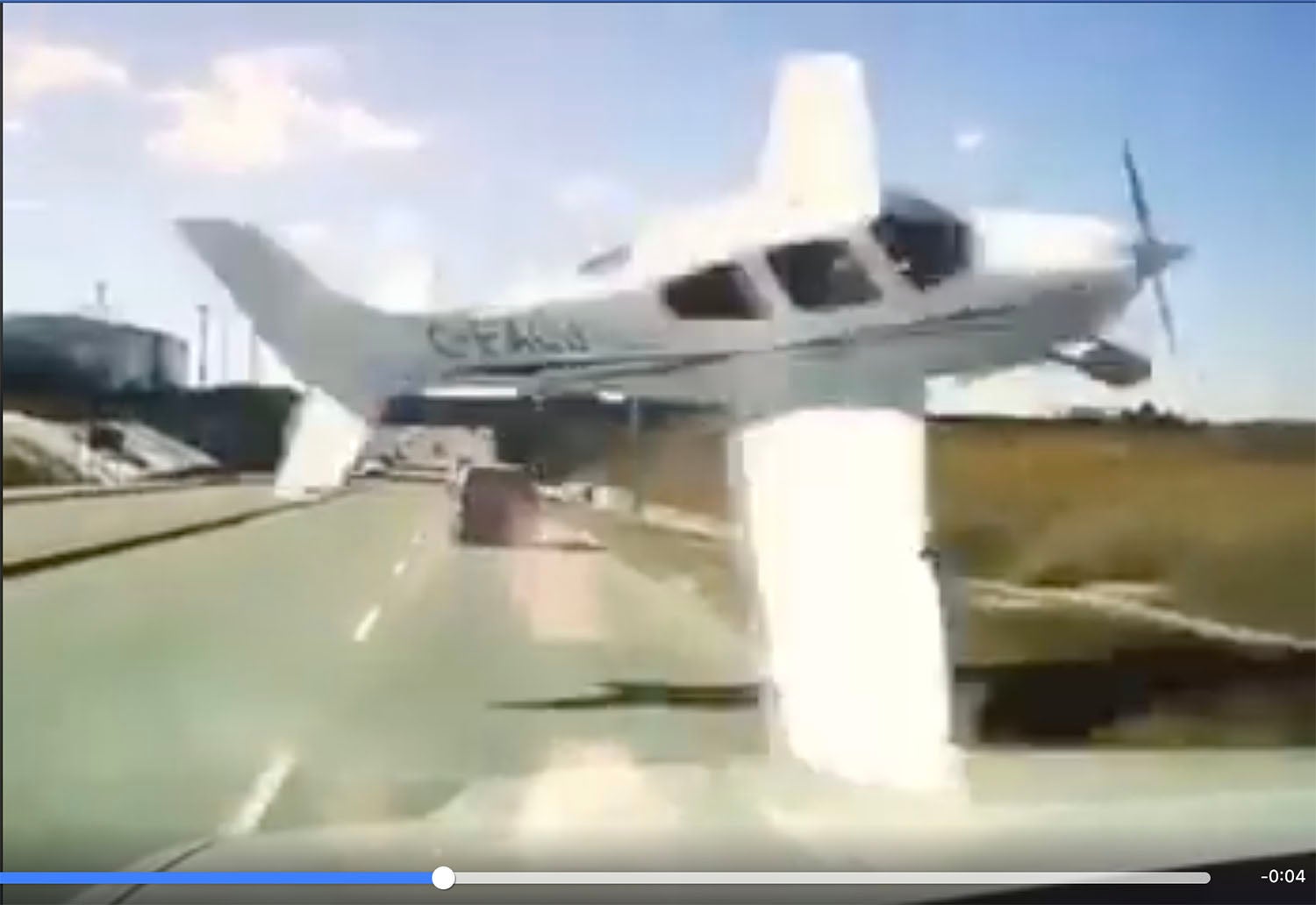 Photo Of The Week: Dash Cam Near Miss With SR20