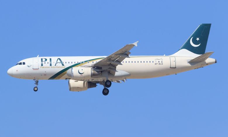A Pakistan International Airlines A320