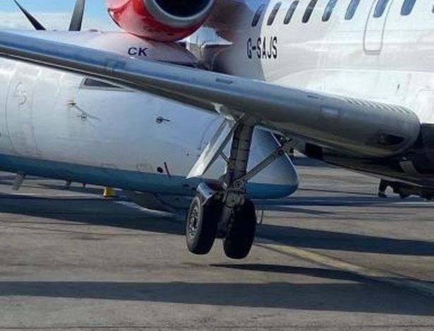 Aberdeen planes wedged. Courtesy of @_Alpha_Delta