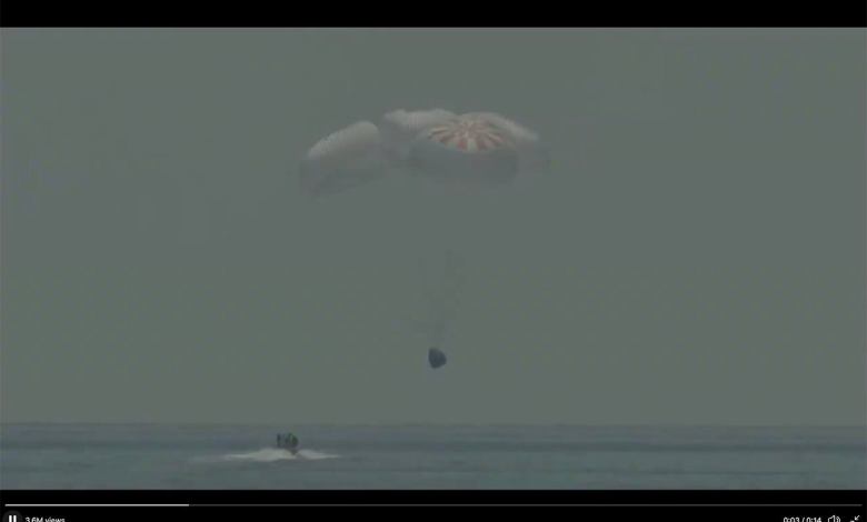 A screencap of the SpaceX Dragon crew landing back on earth.