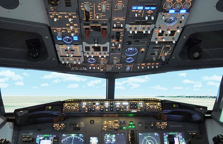 Boeing 737 Cockpit