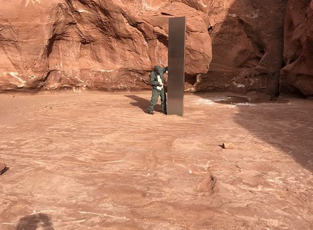 Helicopter pilots find a monolith
