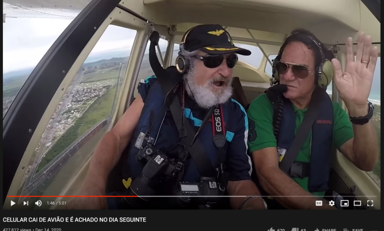 One of our favorite moments, when the pilot offers the photographer a high-five for having just lost his $1,000 iPhone out the window. Needless to say, the photographer leaves him hanging.