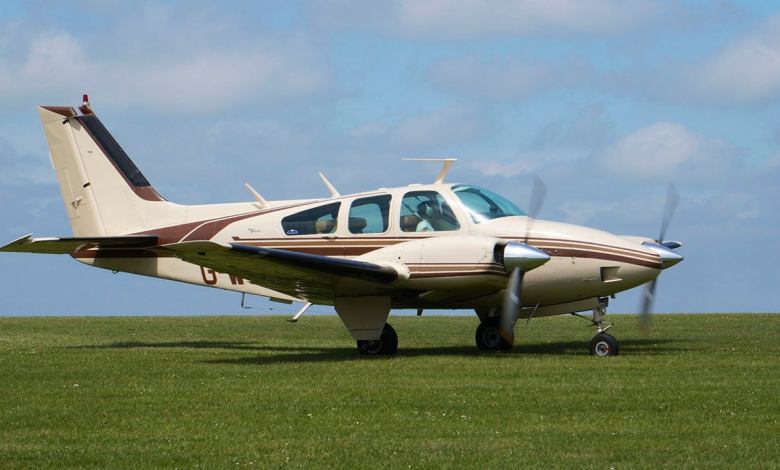 A Beechcraft Baron piston twin similar to the B-58 accident airplane, which crashed in Texas last year after running out of fuel. Photo by Ian Kirk.