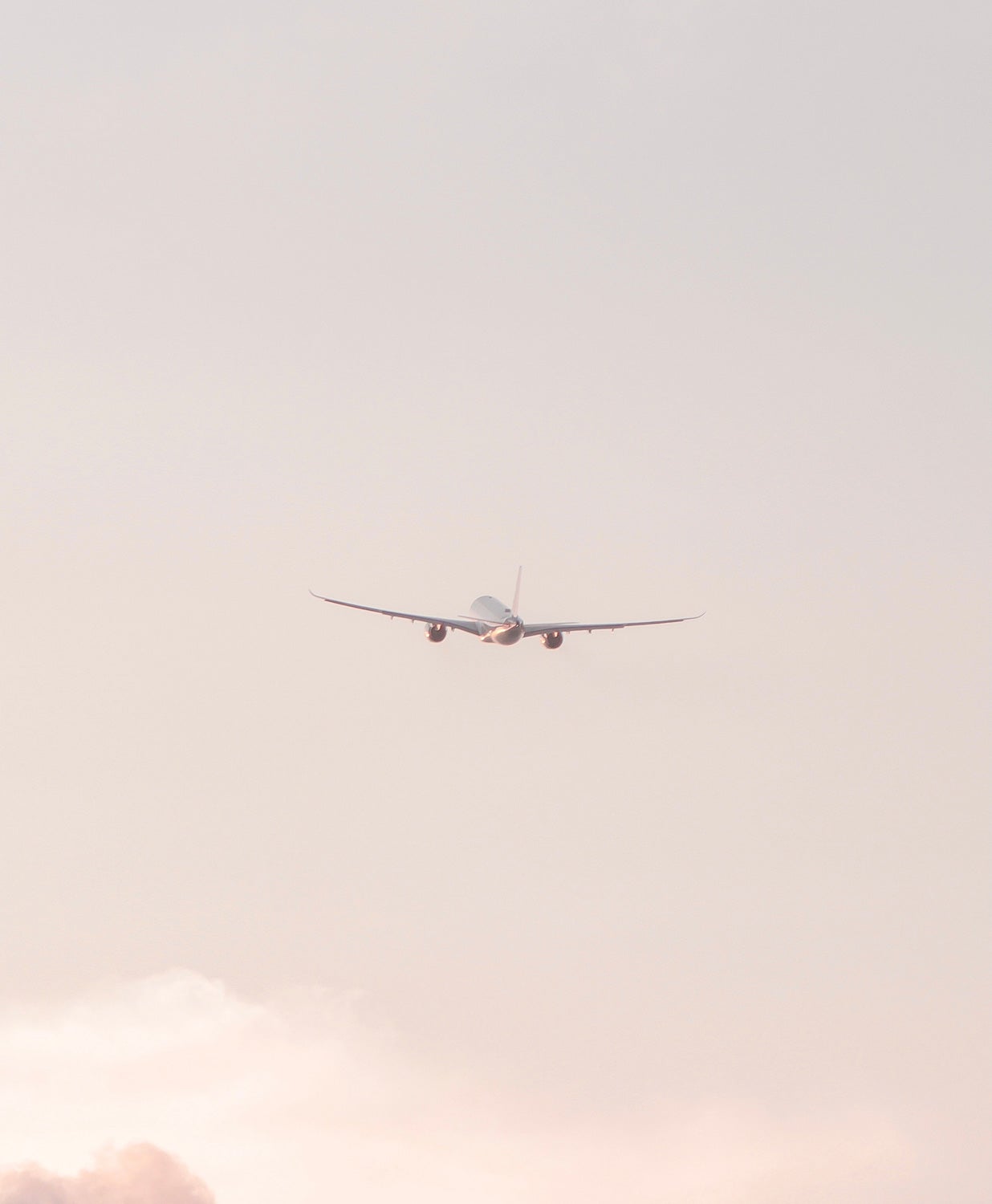 An actual photograph of Sriwijaya Flight 182 as it departed from Jakarta. It crashed minutes later.