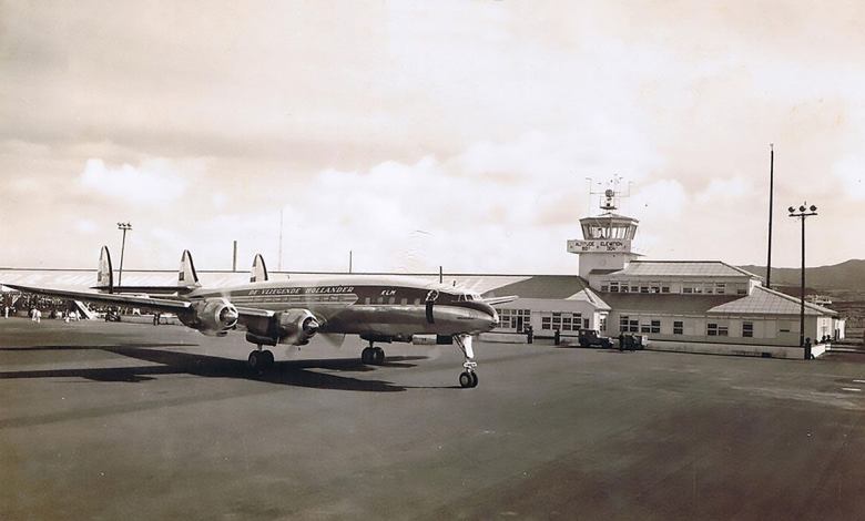 A Constellation similar to the Flying Tiger Flight 739 aircraft that disappeared while on a secret mission somewhere over the Pacific Ocean west of Guam. Photo courtesy of Flickr and Wikipedia Commons