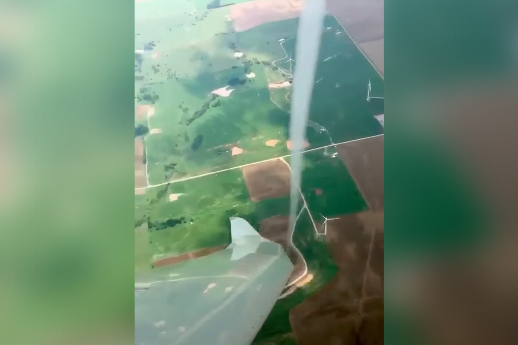 Sailplane Hitches a Ride On A Tornado
