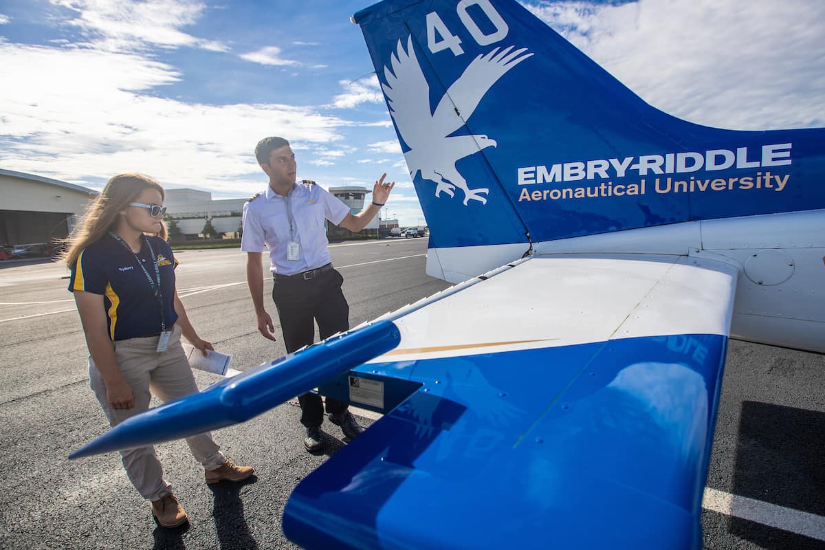 Embry-Riddle To Use Virtual Reality to Speed Up Flight Training