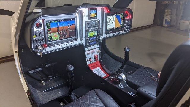 Flight Design F2 Panel