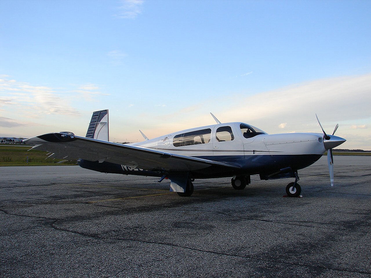 Mooney M20 Ovation 2