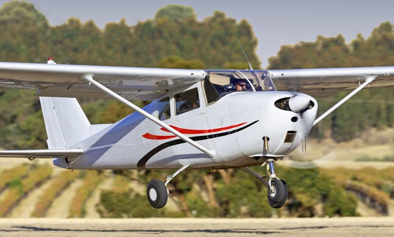 Cessna 172 taking off - Why A Pilot's Experience With A Plane Matters - Plane & Pilot