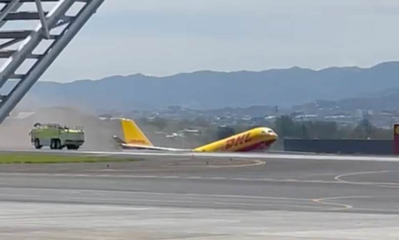 DHL Boeing 747