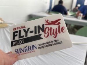 Fly-In Style Card