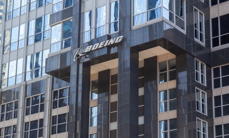 Boeing's headquarters in Chicago - Boeing Moving To Washington, D.C.