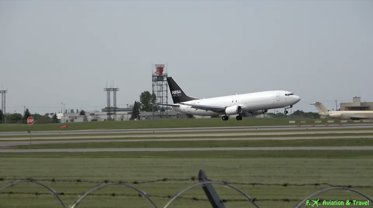 Plane Lands With Blown Tire