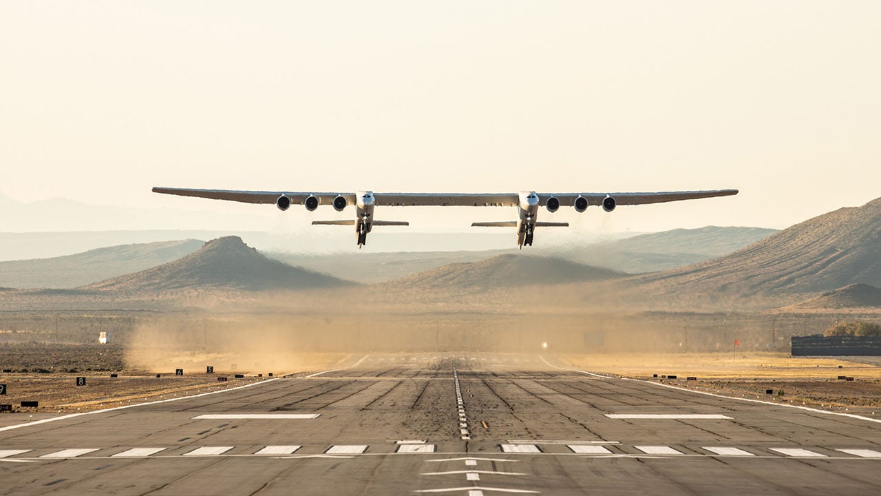 Stratolaunch, World's Biggest Plane, Flies Again