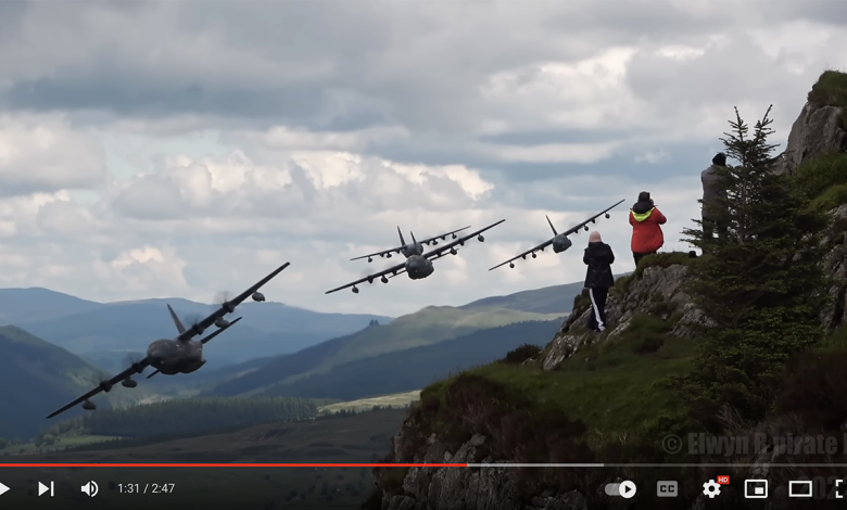 Video: C-130 Hercules in the Mach Loop