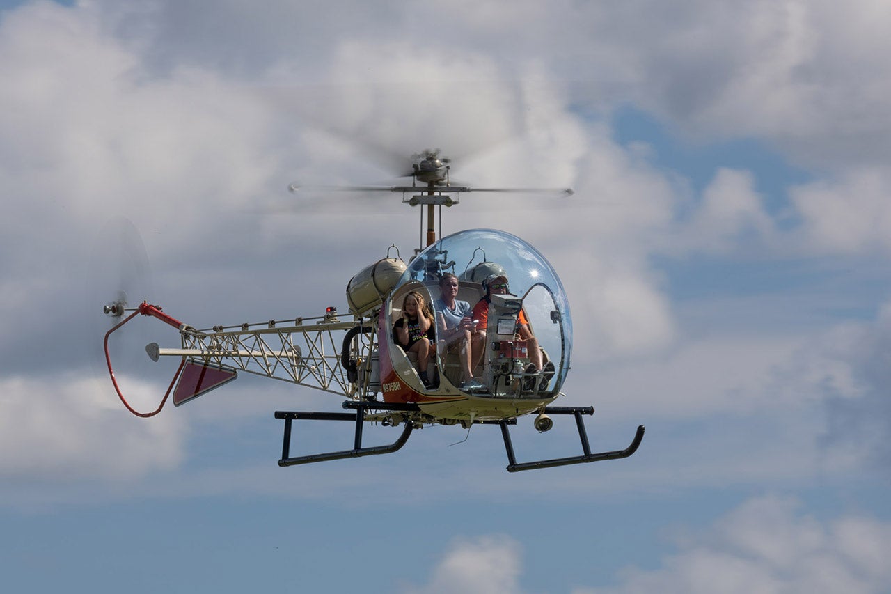Helicopter Rides - Oshkosh AirVenture 2022 Monday