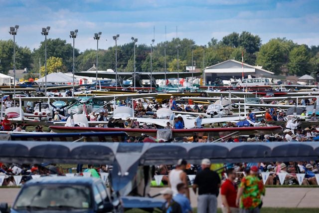 AirVenture Soars