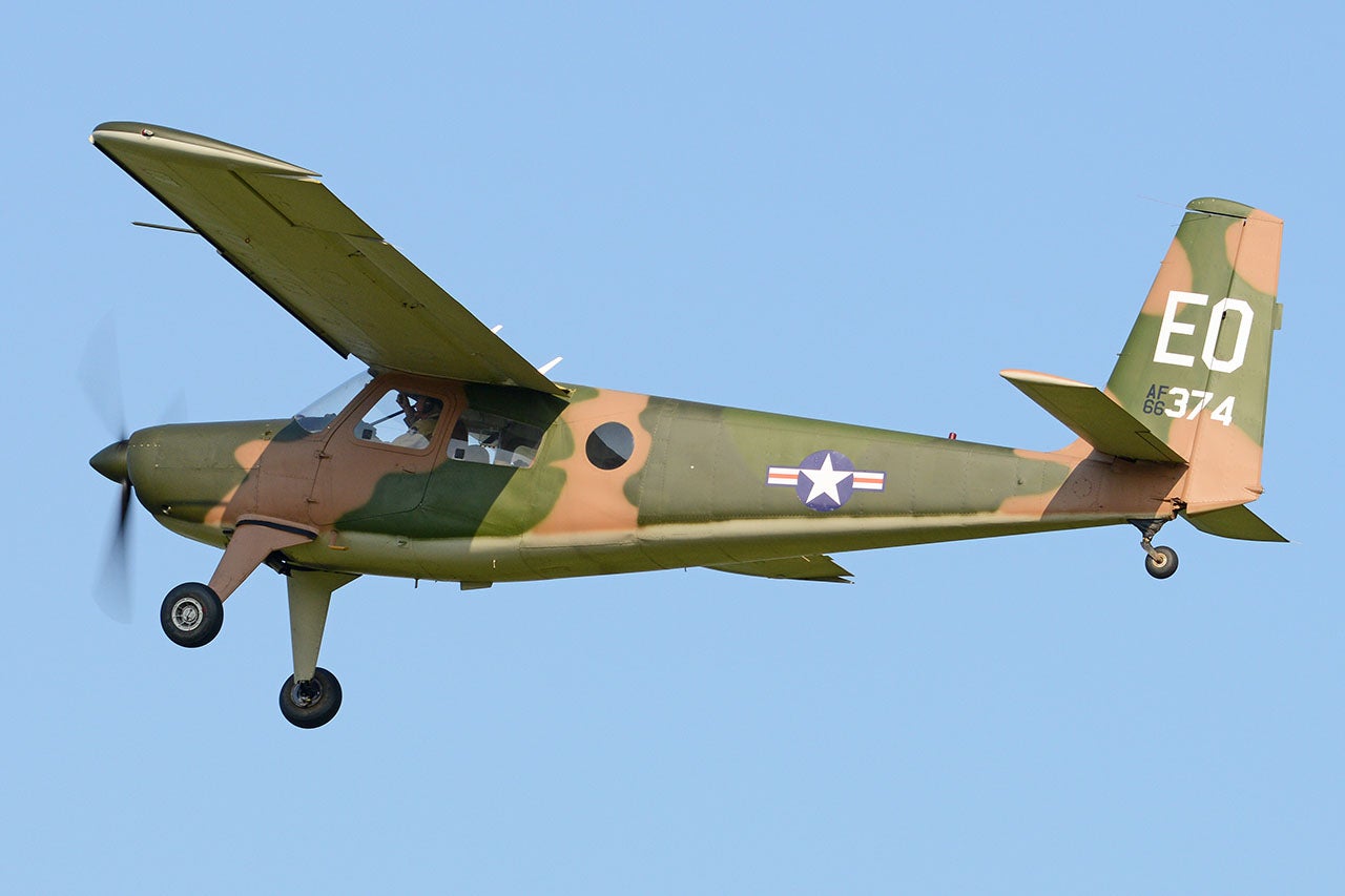 Helio Courier. Photo by Alan Wilson from Stilton, Peterborough, Cambs, UK , CC BY-SA 2.0, Wikimedia
