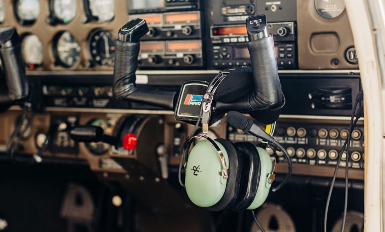 Headset on a yoke