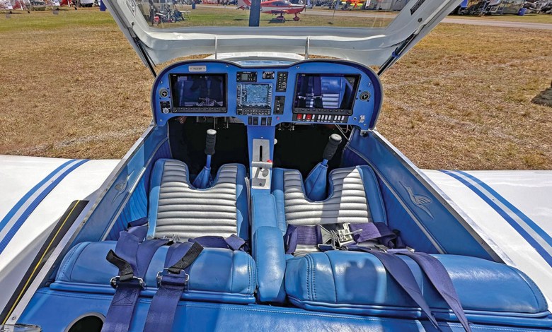 Azalea Saberwing interior