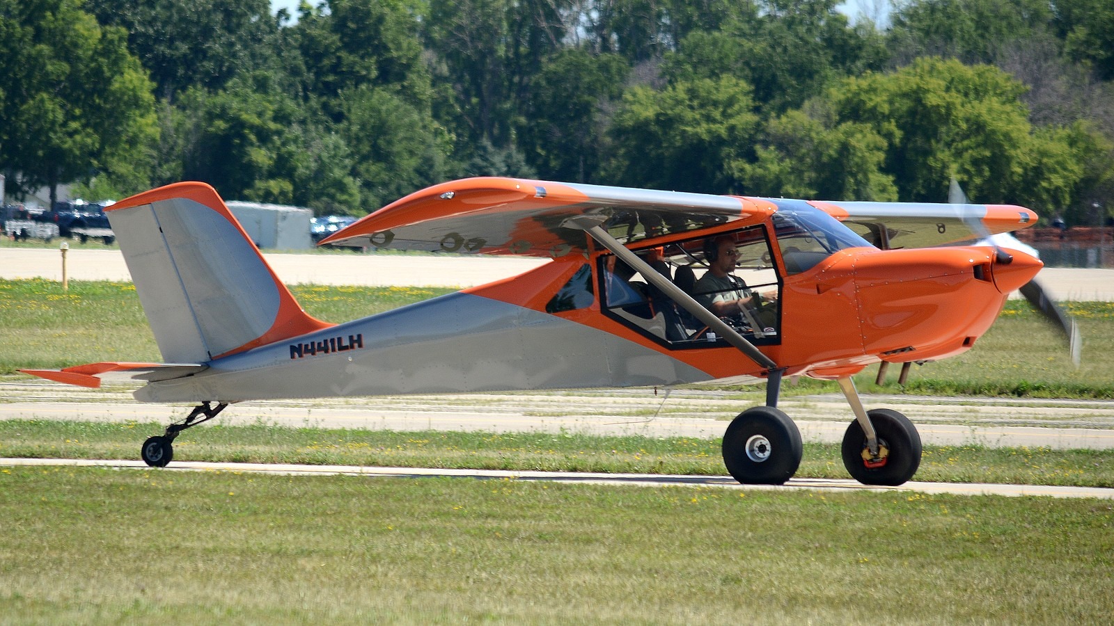 A Rans S-21 Outbound at EAA AirVenture in 2022. [Credit: WikiCommons]