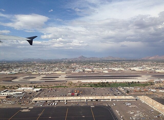 Phoenix Sky Harbor International [Credit: Wikimedia Commons]