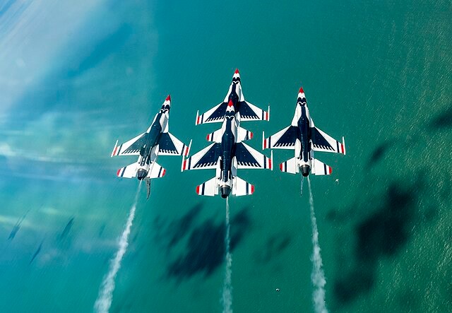 United States Air Force Thunderbirds perform at Cocoa Beach in 2014. [Credit: Wikimedia Commons]