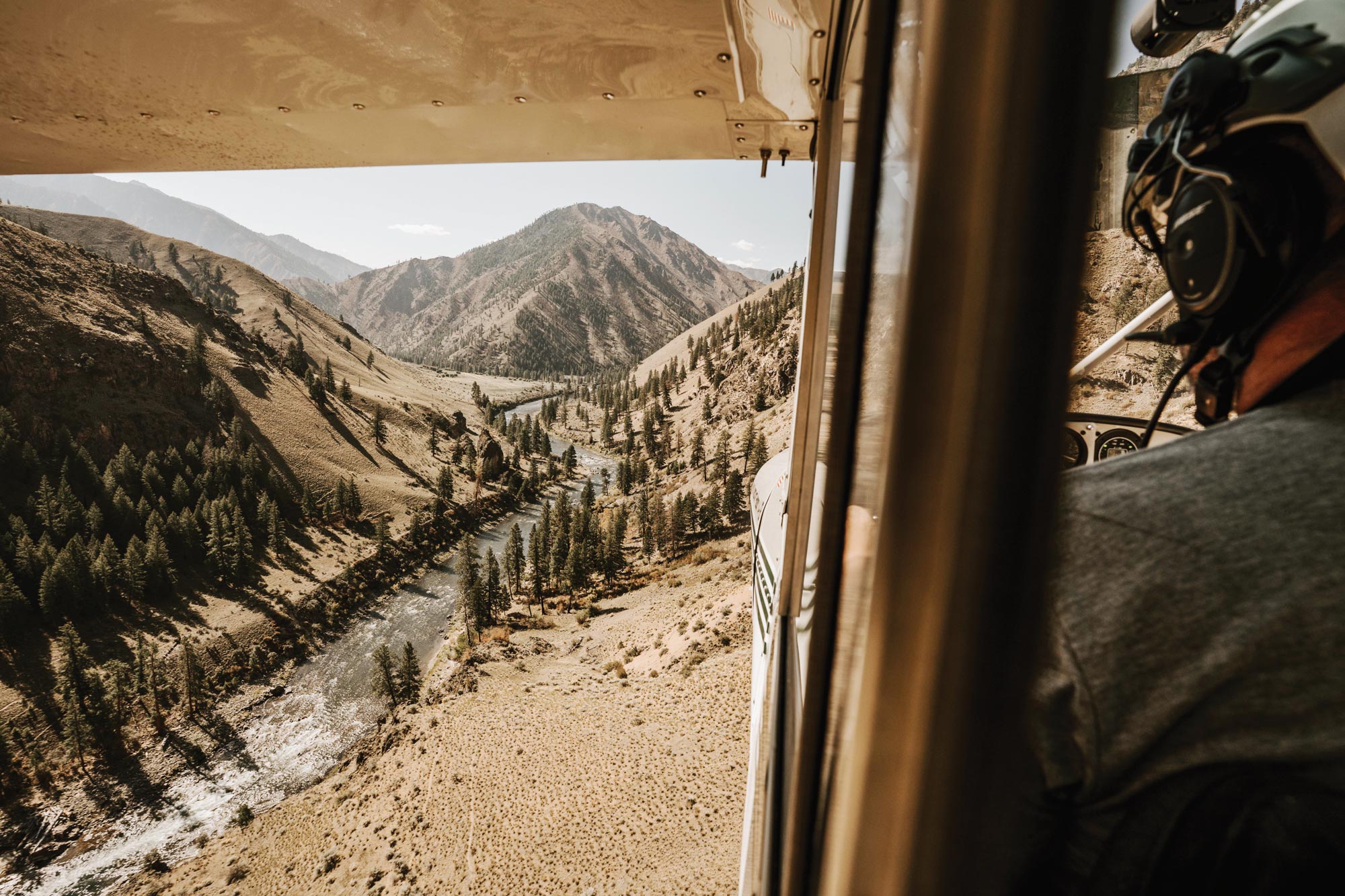 Lined up on short final at Lower Loon, Dave Harriton is one of many pilots enjoys all that Idaho has to offer. [Credit: Jordan Lefler]