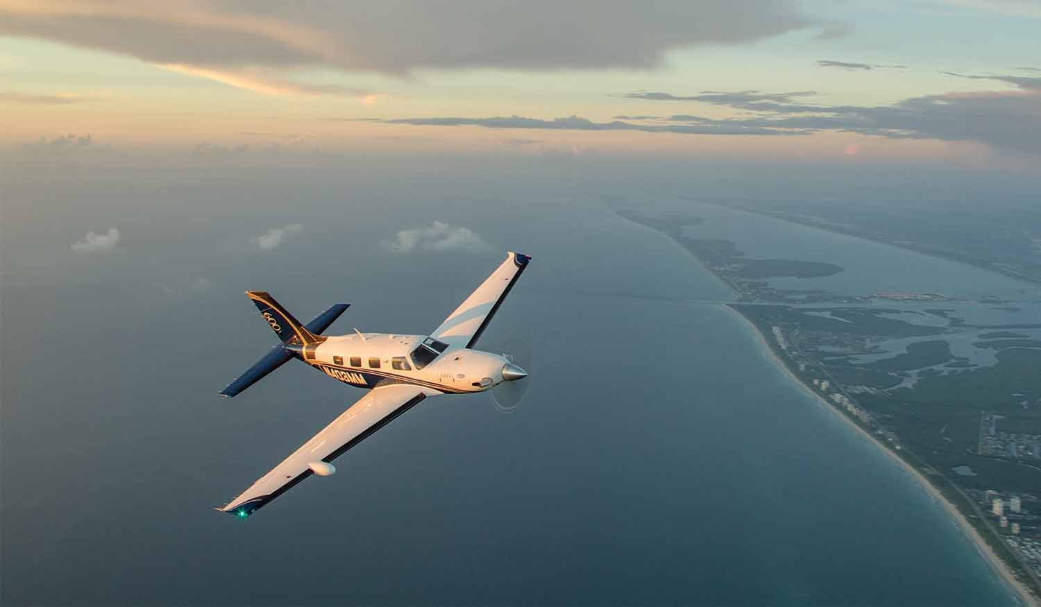 Aircraft in flight [Credit: Jim Barrett]