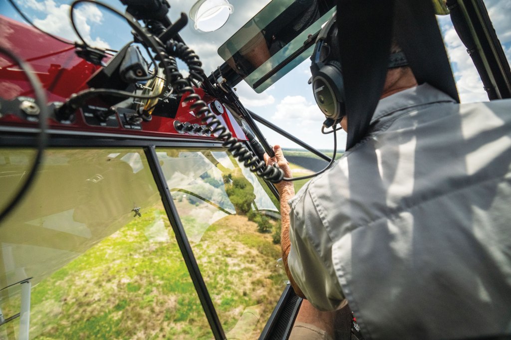 Chuck Kinberger flies his CubCrafters Carbon Cub FX-3 over the Everglades. [Credit: Jon Whittle]
