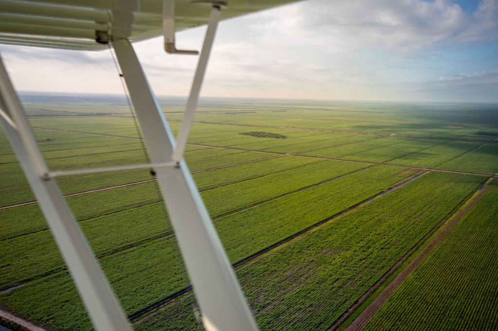 Kinberger enjoys his flying adventures to the fullest by using his FX-3 CubCrafters Carbon Cub as a means to recreate and travel. [Credit: Jon Whittle]