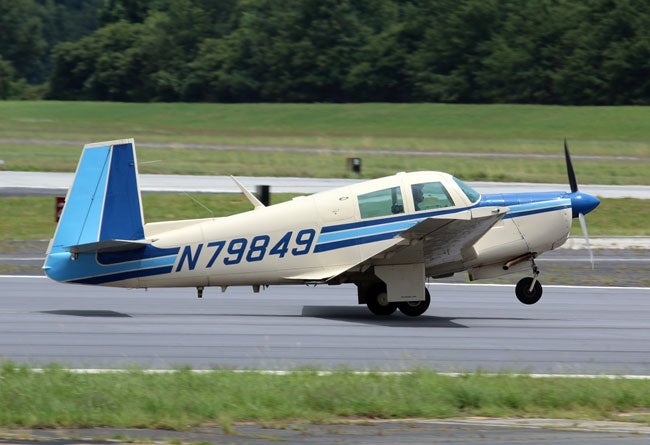 Mooney demonstrates aircraft stability