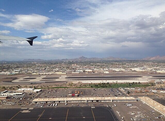Phoenix Sky Harbor International [Credit: Wikimedia Commons]
