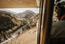Lined up on short final at Lower Loon, Dave Harriton is one of many pilots enjoys all that Idaho has to offer. [Credit: Jordan Lefler]