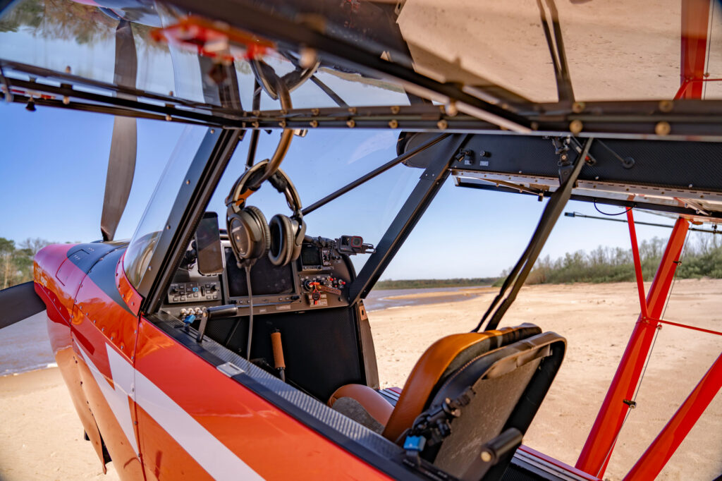The roomy interior features the latest technology from Garmin Aviation with a G3X, G5, and autopilot for long distances.